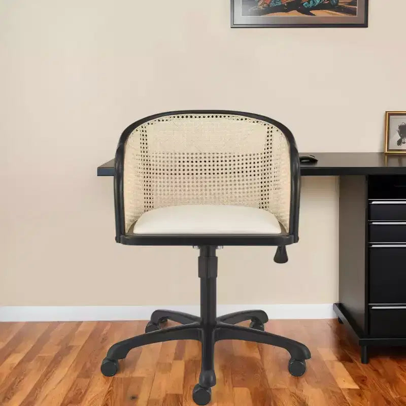 Chaise de bureau pivotante réglable à roulettes en bois massif, acier et rotin couleur beige et noir