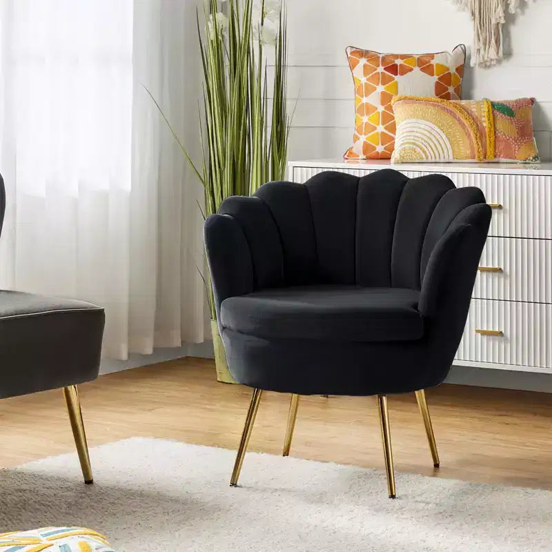 Fauteuil d'appoint de salon en forme de tonneau avec pieds en métal doré
