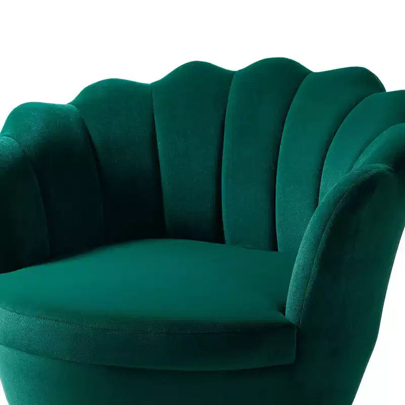 Fauteuil d'appoint de salon en forme de tonneau avec pieds en métal doré