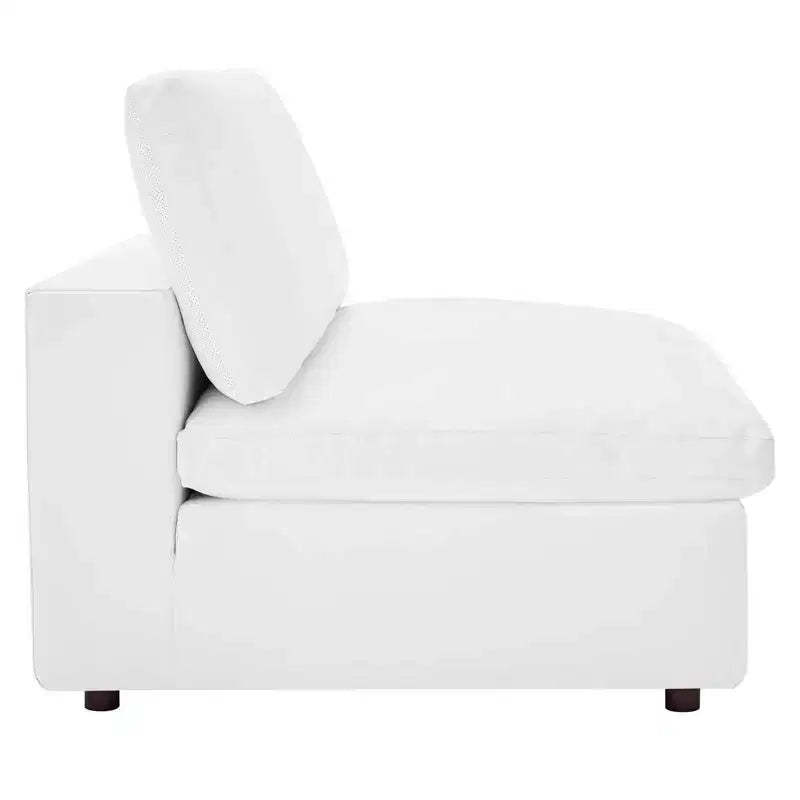 Chaise sans accoudoirs en cuir végétalien surdimensionnée et rembourrée de duvet
