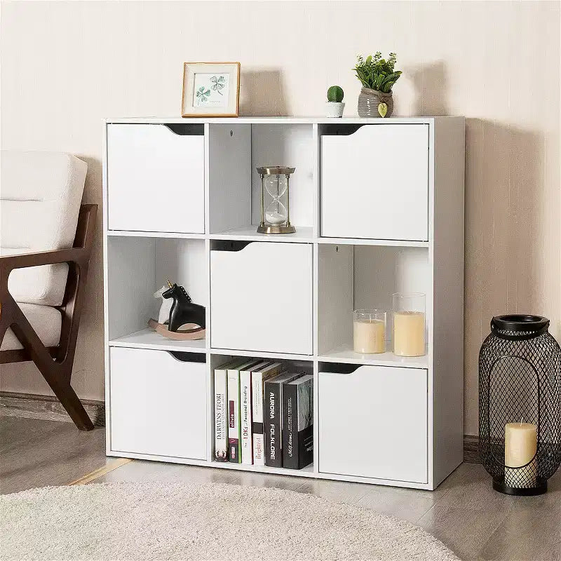 Bibliothèque à 9 casiers avec portes, étagères de rangement et séparateur de pièce